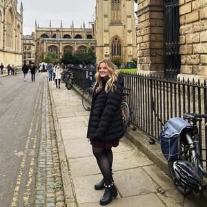 Meet your Posher, Alissa